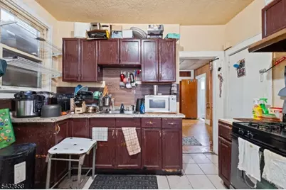 100 Montgomery Ave, Irvington, NJ 07111 - Photo 7