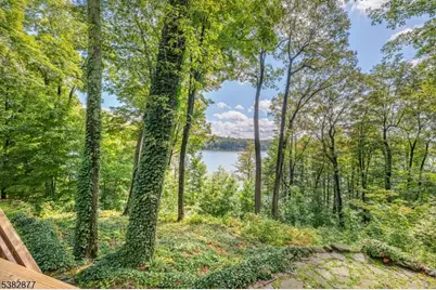 215 Aniwa Rd, Vernon, NJ 07422 - Photo 31