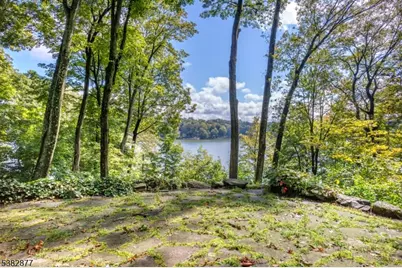 215 Aniwa Rd, Vernon, NJ 07422 - Photo 29