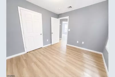 1086 18th Ave, Newark, NJ 07106 - Photo 17