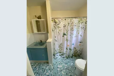 721 Lawrence Rd, Bound Brook, NJ 08805 - Photo 9