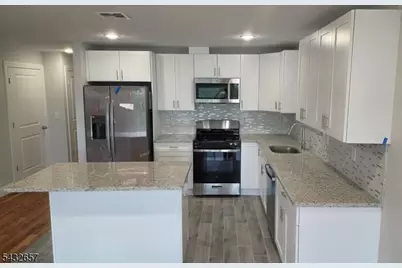 465 Hawthorne Ave #1, Newark, NJ 07112 - Photo 5