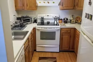 13 Ray Ct, Bedminster Township, NJ 07921 - Photo 5