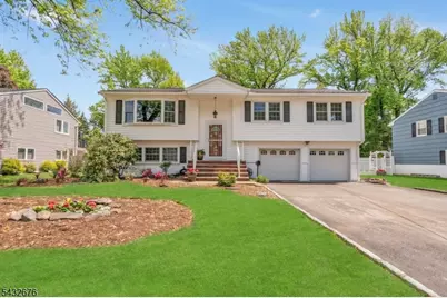 98 Vassar Dr, Paramus, NJ 07652 - Photo 35