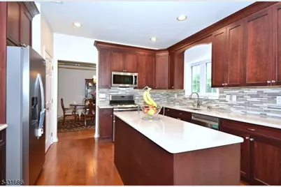 22 Muirhead Ct, Montgomery Township, NJ 08502 - Photo 9