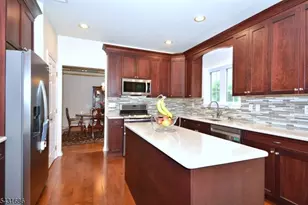 22 Muirhead Ct, Montgomery Township, NJ 08502 - Photo 9