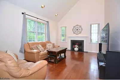 22 Muirhead Ct, Montgomery Township, NJ 08502 - Photo 3
