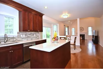 22 Muirhead Ct, Montgomery Township, NJ 08502 - Photo 9