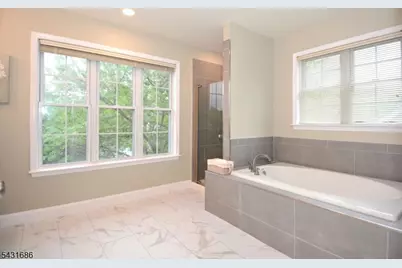 22 Muirhead Ct, Montgomery Township, NJ 08502 - Photo 23