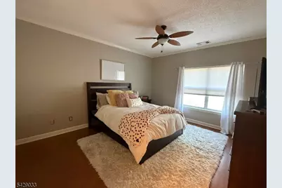 608 Brittany Dr, Wayne, NJ 07470 - Photo 19