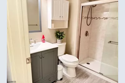 608 Brittany Dr, Wayne, NJ 07470 - Photo 17