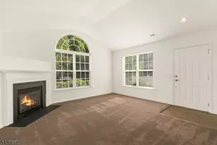 44 Chandler Ct, Hillsborough Township, NJ 08844 - Photo 7