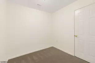44 Chandler Ct, Hillsborough Township, NJ 08844 - Photo 21