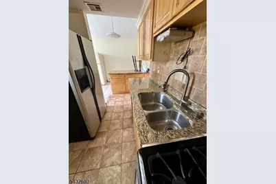 11 Demarest Pl, Piscataway Township, NJ 08854 - Photo 15