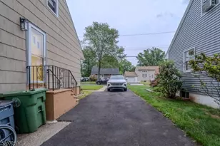13 Independence Dr, Roselle, NJ 07203 - Photo 27