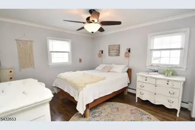 27 Grandview Ave, Jefferson Township, NJ 07460 - Photo 21