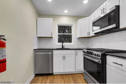 310 Summer St, Clifton, NJ 07011 - Photo 11