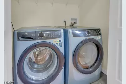310 Summer St, Clifton, NJ 07011 - Photo 15