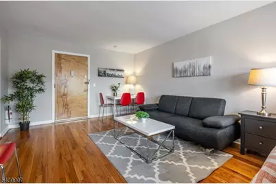 565 Grove St Unit E #10, Clifton, NJ 07013 - Photo 9
