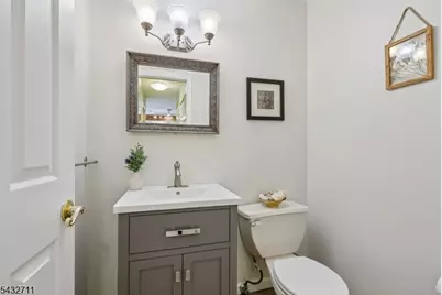 40 Woodland Drive, Woodland Park, NJ 07424 - Photo 17