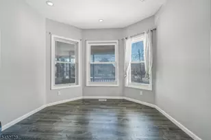31 Homestead Park, Newark, NJ 07108 - Photo 9