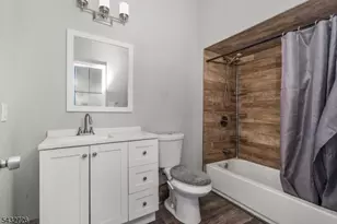 31 Homestead Park, Newark, NJ 07108 - Photo 7