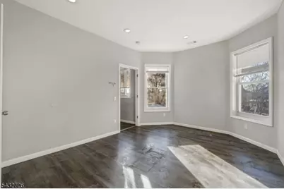 31 Homestead Park, Newark, NJ 07108 - Photo 15