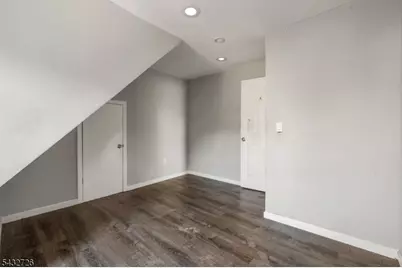 31 Homestead Park, Newark, NJ 07108 - Photo 19