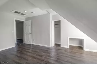31 Homestead Park, Newark, NJ 07108 - Photo 17
