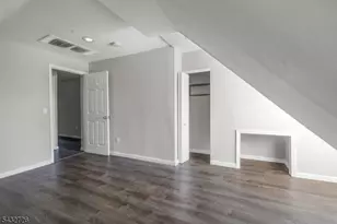 31 Homestead Park, Newark, NJ 07108 - Photo 17