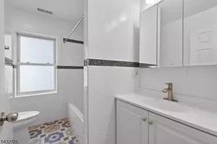 223 Main St Unit, Belleville, NJ 07109 - Photo 17