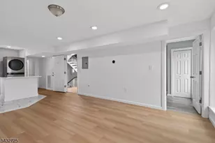 223 Main St Unit, Belleville, NJ 07109 - Photo 7