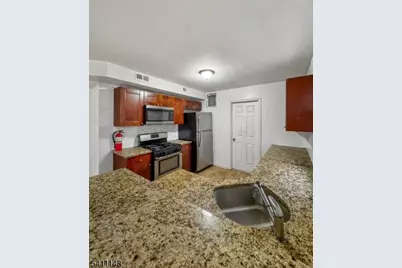 81 Summer Ave #2, Newark, NJ 07104 - Photo 3