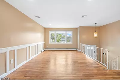 2313 Halsey St, Union Township, NJ 07083 - Photo 7