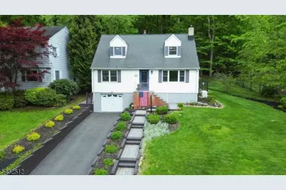 48 Midland Dr, Morris Township, NJ 07960 - Photo 1
