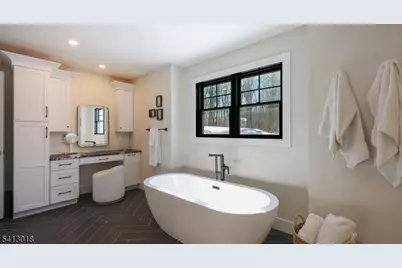 1613 Rising Way, Westfield, NJ 07092 - Photo 37