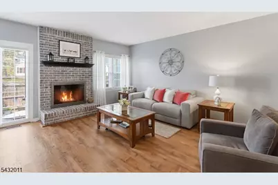 712 Marlborough Common, Hillsborough Township, NJ 08844 - Photo 13