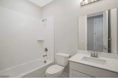 102 Honeysuckle Ln, Warren Township, NJ 07059 - Photo 21