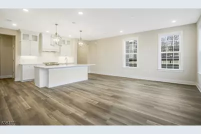 102 Honeysuckle Ln, Warren Township, NJ 07059 - Photo 19