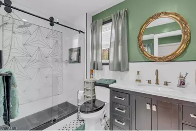 221 223 E 2nd Ave, Roselle, NJ 07203 - Photo 9