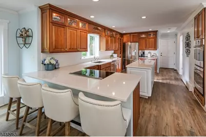 200 Old Georgetown Rd, Franklin Township, NJ 08540 - Photo 17