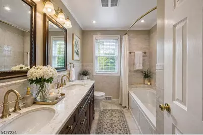 188 Kerrigan Blvd, Newark, NJ 07106 - Photo 7