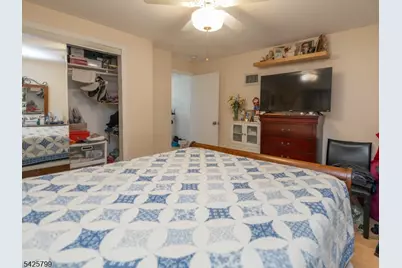 706 Keep St, Linden, NJ 07036 - Photo 3