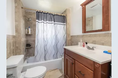 706 Keep St, Linden, NJ 07036 - Photo 9