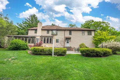 104 Shrewsbury Dr, Livingston, NJ 07039 - Photo 39
