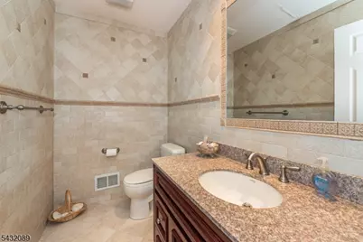 104 Shrewsbury Dr, Livingston, NJ 07039 - Photo 21