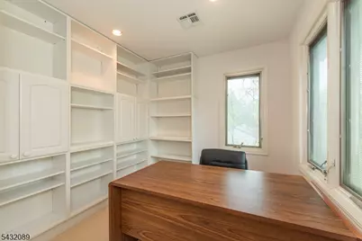 104 Shrewsbury Dr, Livingston, NJ 07039 - Photo 27