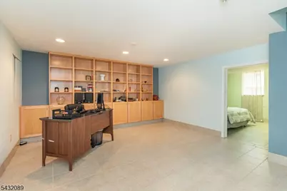 104 Shrewsbury Dr, Livingston, NJ 07039 - Photo 35