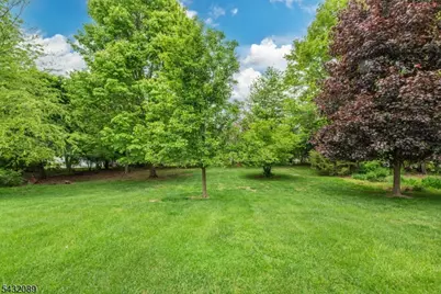 104 Shrewsbury Dr, Livingston, NJ 07039 - Photo 41