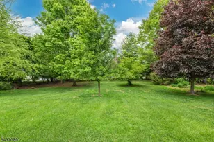 104 Shrewsbury Dr, Livingston, NJ 07039 - Photo 41